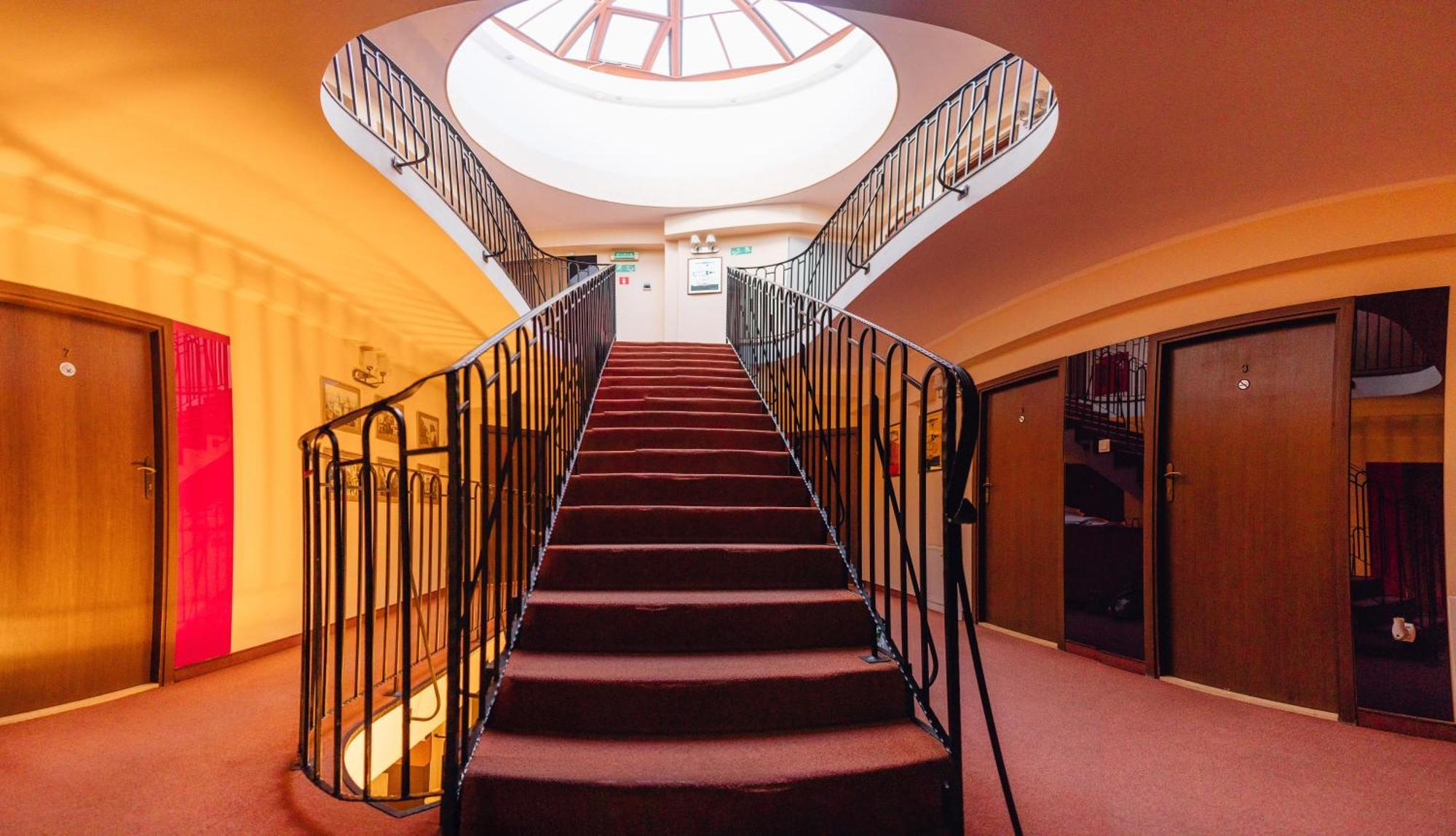 Hotel Na Rogatce ลูบลิน ภายนอก รูปภาพ
