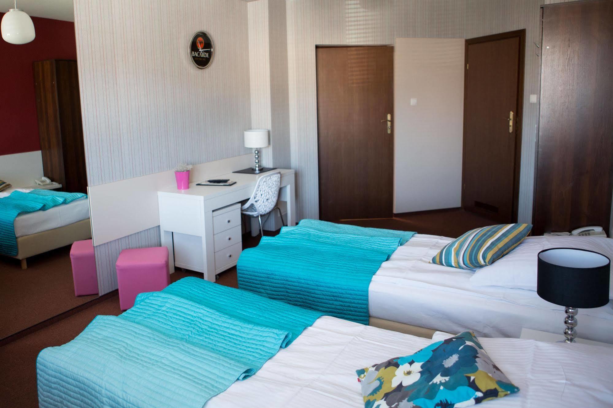 Hotel Na Rogatce ลูบลิน ภายนอก รูปภาพ