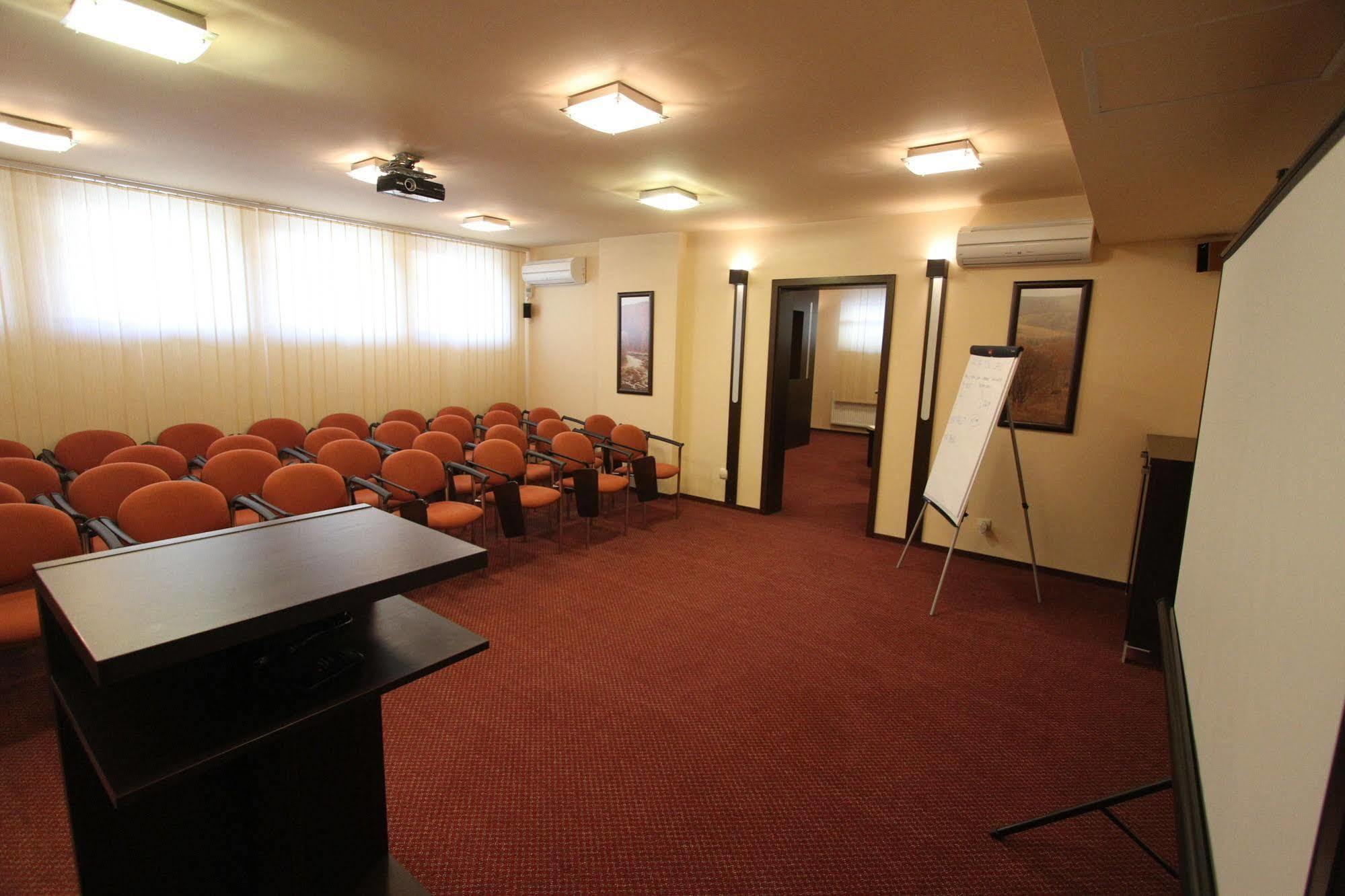 Hotel Na Rogatce ลูบลิน ภายนอก รูปภาพ